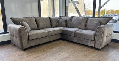 The Gianni Range