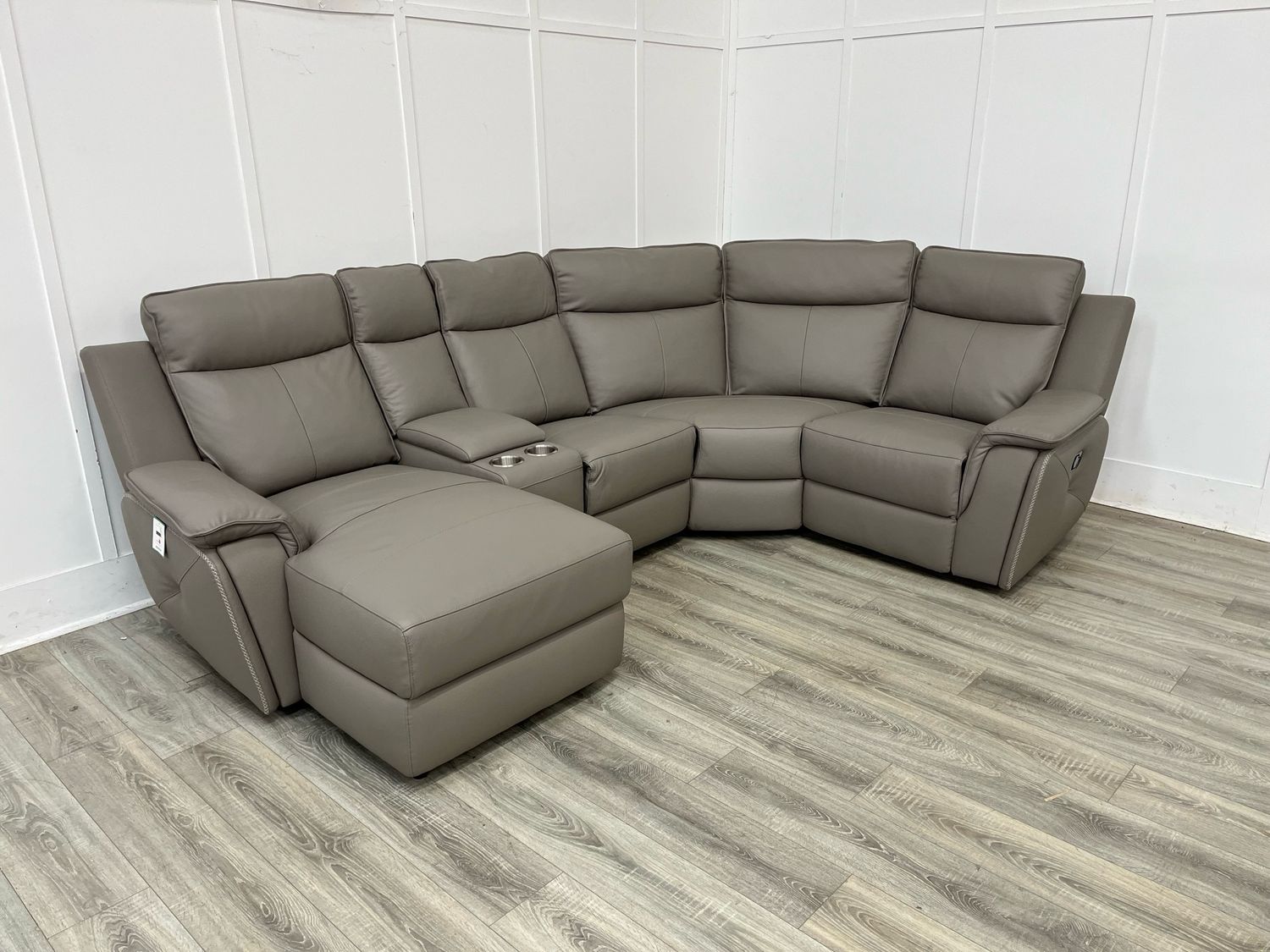 Infiniti 1 Manual Reclining Corner/Chaise Modular Sofa In Taupe Leather