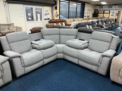 The Lloyd Power Reclining Range