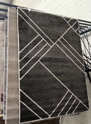 Charcoal & White Patterned Rug 170cm X 120cm (105)