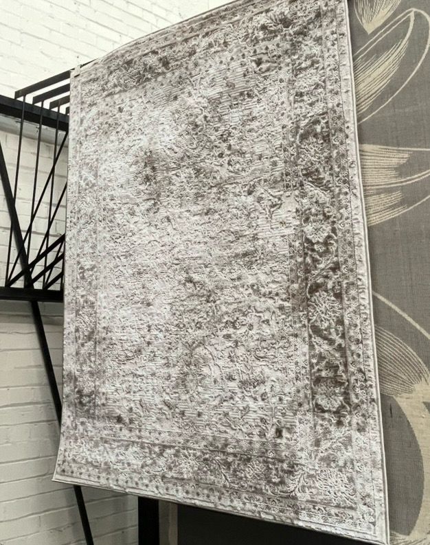 Light Grey Rug 170cm X 120cm (117)