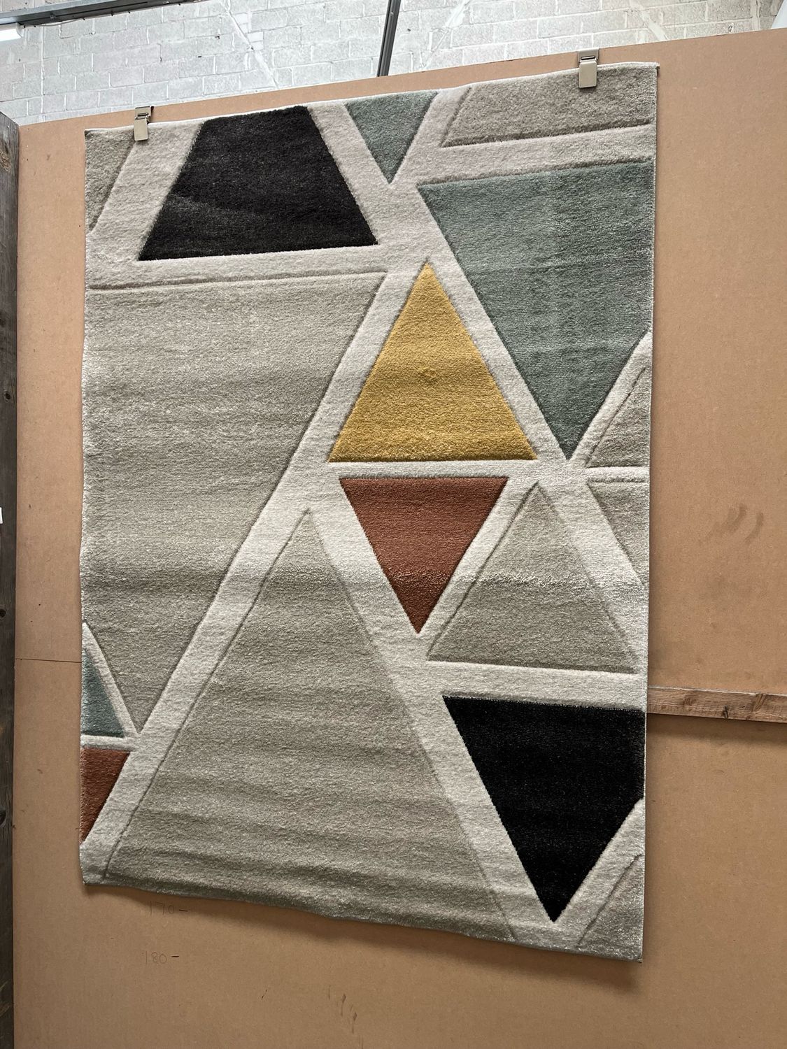 Multicoloured Triangular Patterned Rug 170cm X 120cm (188)