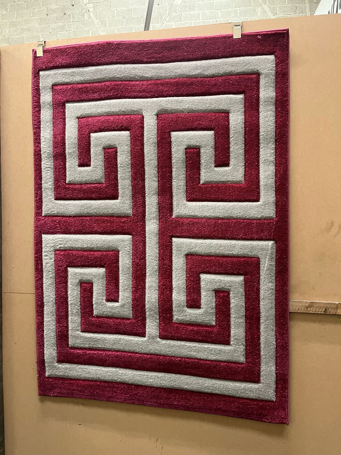 Red & Grey Patterned Rug 170cm X 120cm (207)