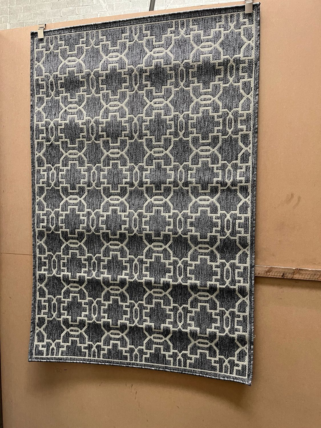 Black & Grey Patterned Rug 170cm X 120cm (242)