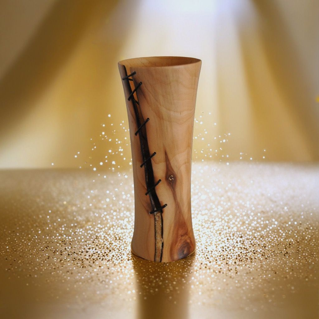Eibenholz Vase