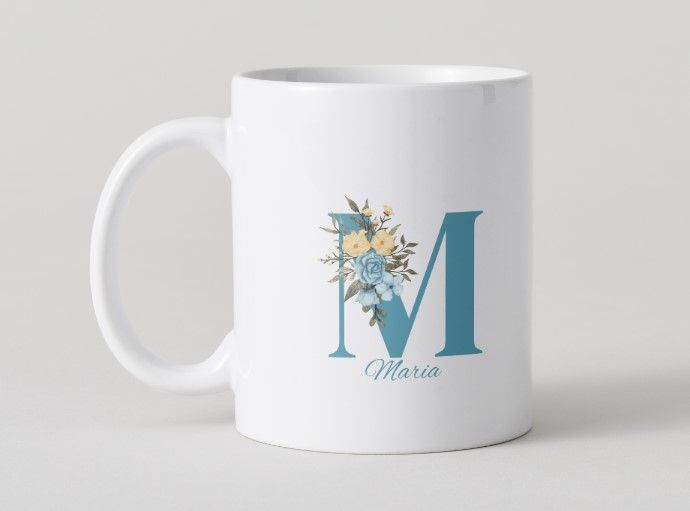 Personalized Bloom Mug – Deine Initialen, Dein Stil 🌸