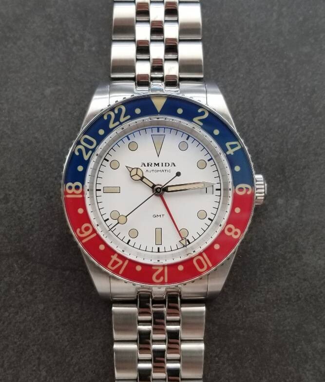 Armida A9 GMT  white blue/red bezel