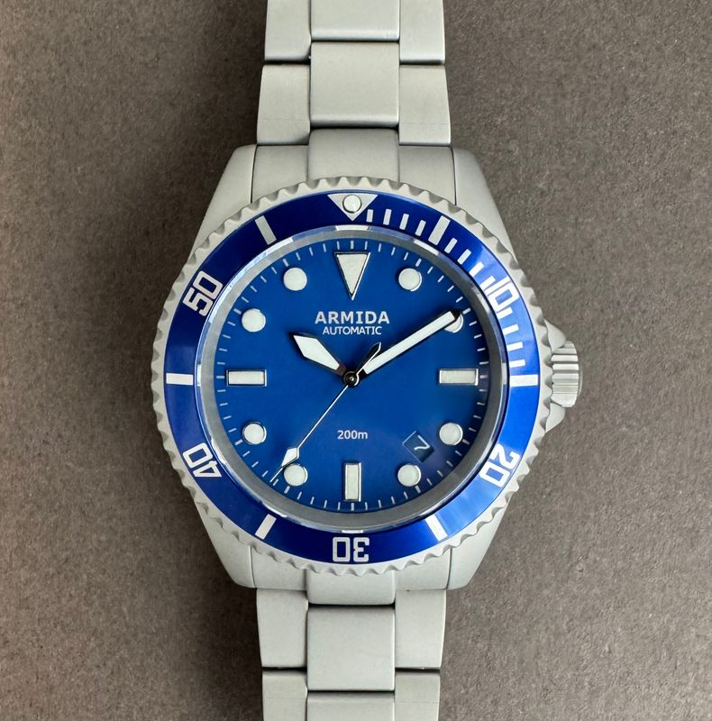 Armida A2 blue dial NH35 blasted case crystal back