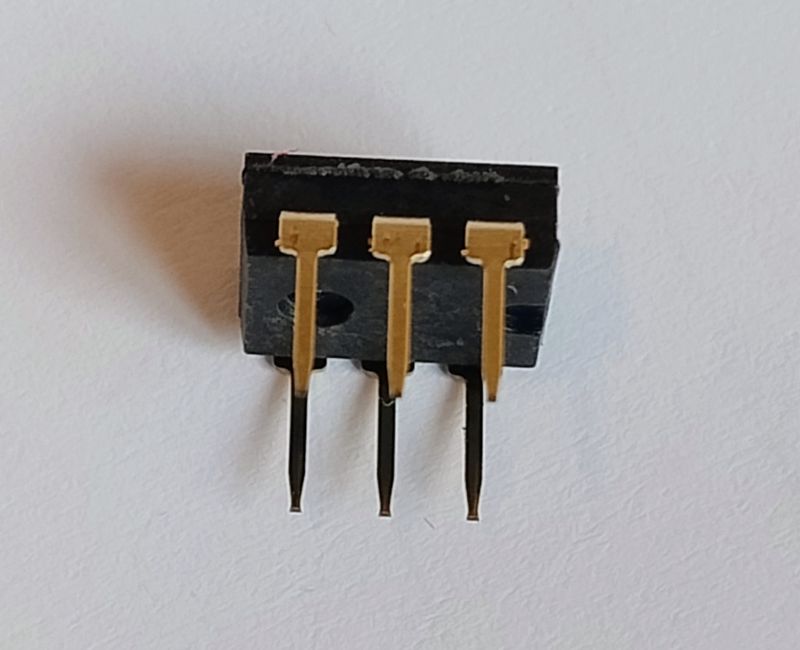 DIP switch 3-position, low-profile, for PCB mounting