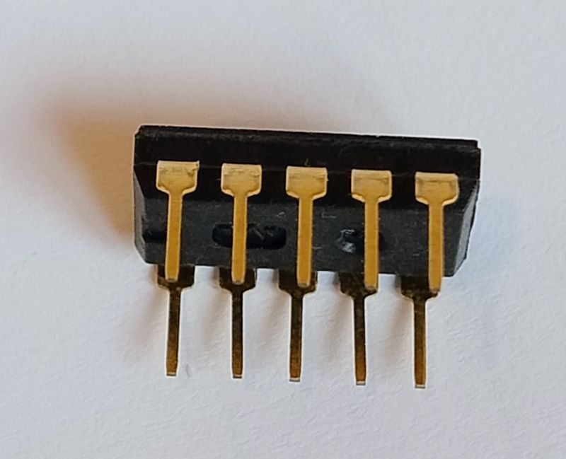 5-position DIP switch, low profile, for PCB mounting