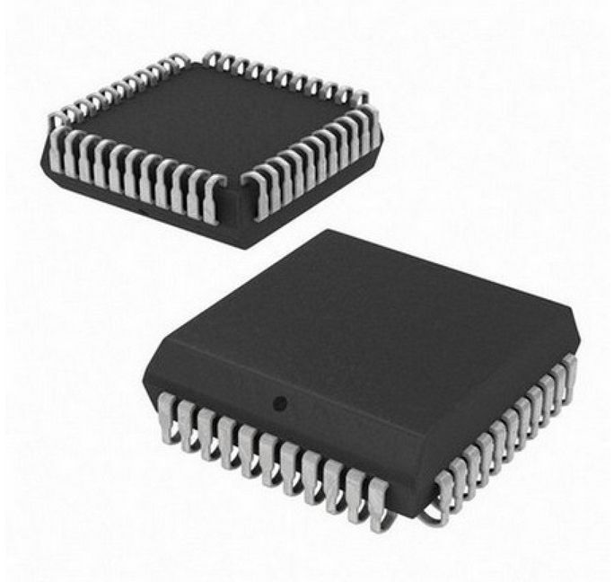 Processor ZILOG Z84C0020VEC, PLCC44 package