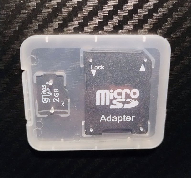Karta microSD 2Gb z adapterem, do starszych urządzeń
