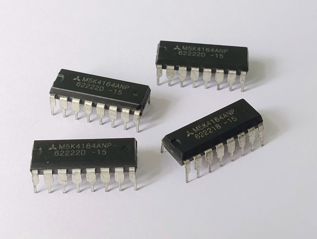 Pamięć DRAM Mitsubishi Electric M5K4164-15 m.in. do ZX Spectrum, używane