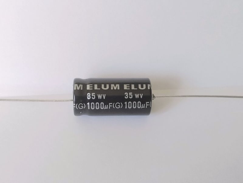Kondensator elektrolityczny osiowy ELUM 1000uF, 35V