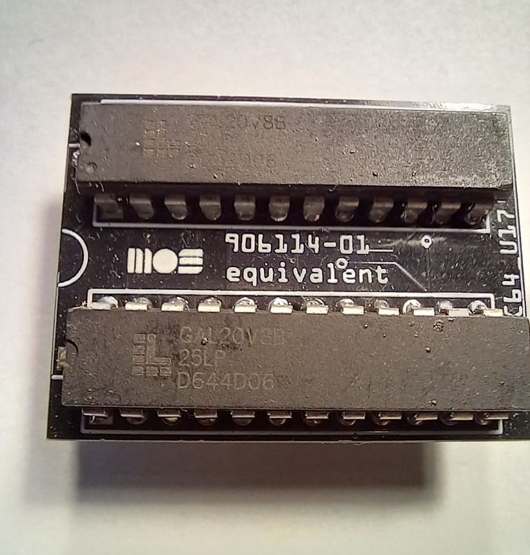 PLA20V8 zamiennik PLA 906114-01 do Commodore C64