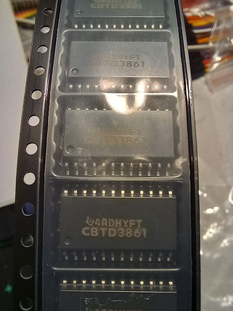 Układ 74CBDT3861, SOIC-24