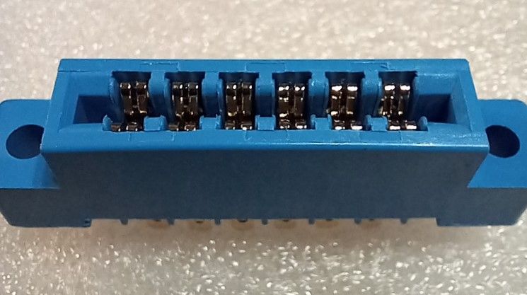 Wtyk do portu magnetofonu (TAPE port)