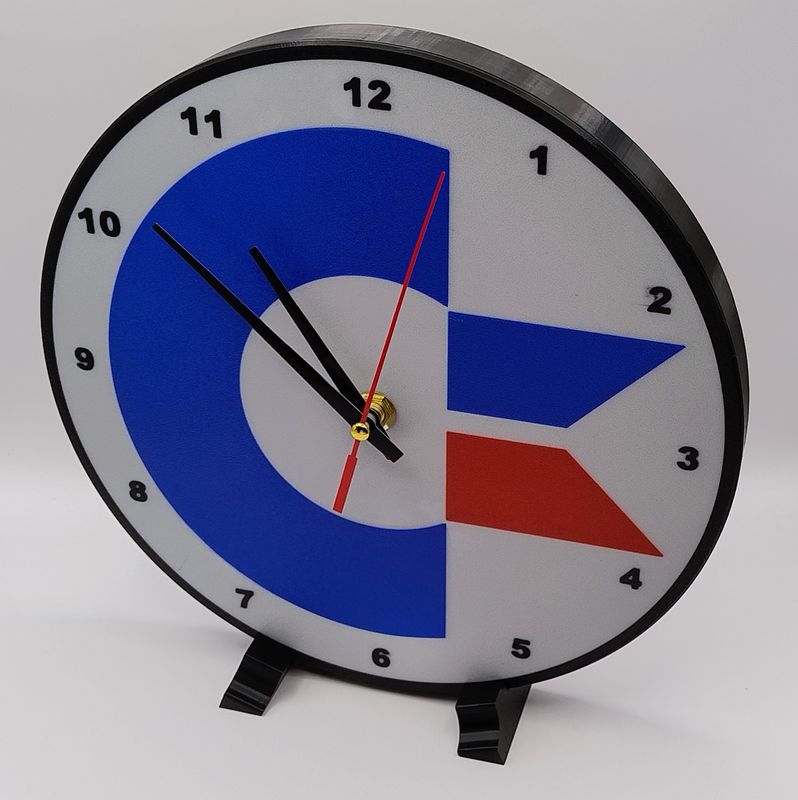 Commodore Clock, 3D printed, with quartz clock movement and AA battery