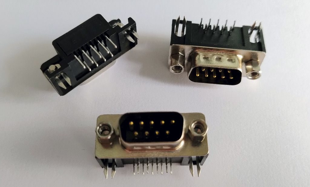 Male DSUB Connector 9pin, angled, for PCB
