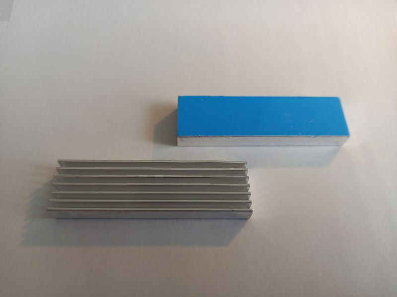 Radiator 50x14x6 with adhesive tape for integrated circuits