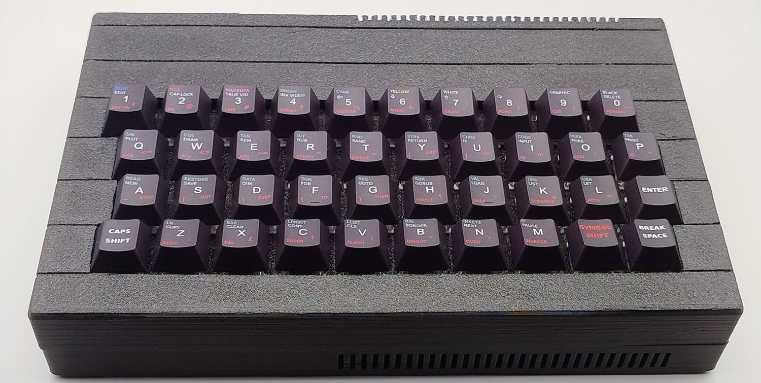 Case dedicated to the ZX Spectrum clone, Harlequin 128