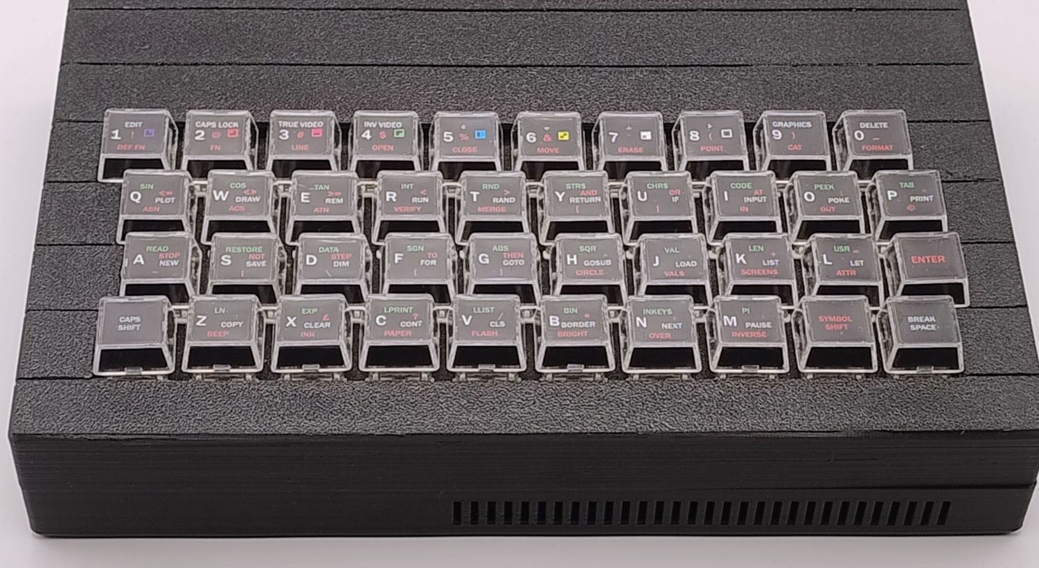 Case dedicated to the ZX Spectrum clone, Harlequin 128