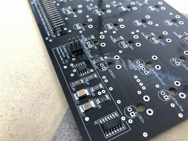 DIY Mechanical Keyboard Kit for C64