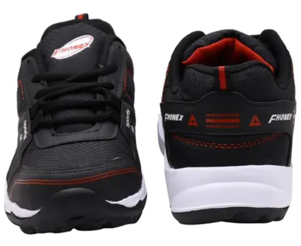 BLACK TRAINING SHOES