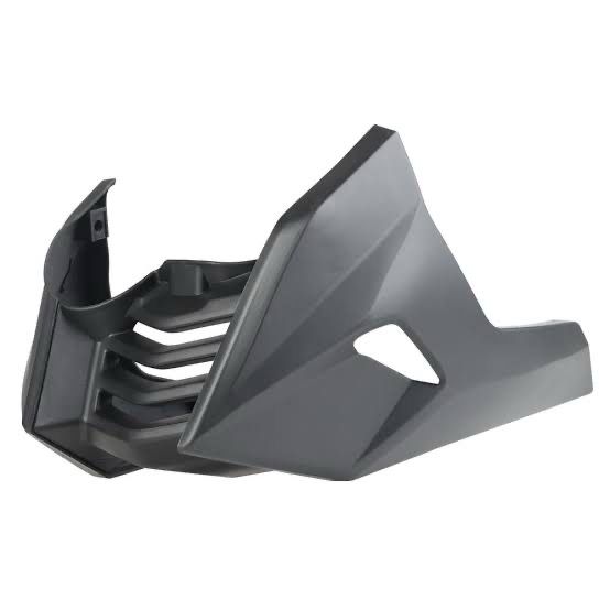 CUBIERTA CENTRAL VENTILACIÓN MOTOR (PECHERA) 150-SZ / 150-Z / 170-Z / 200Z