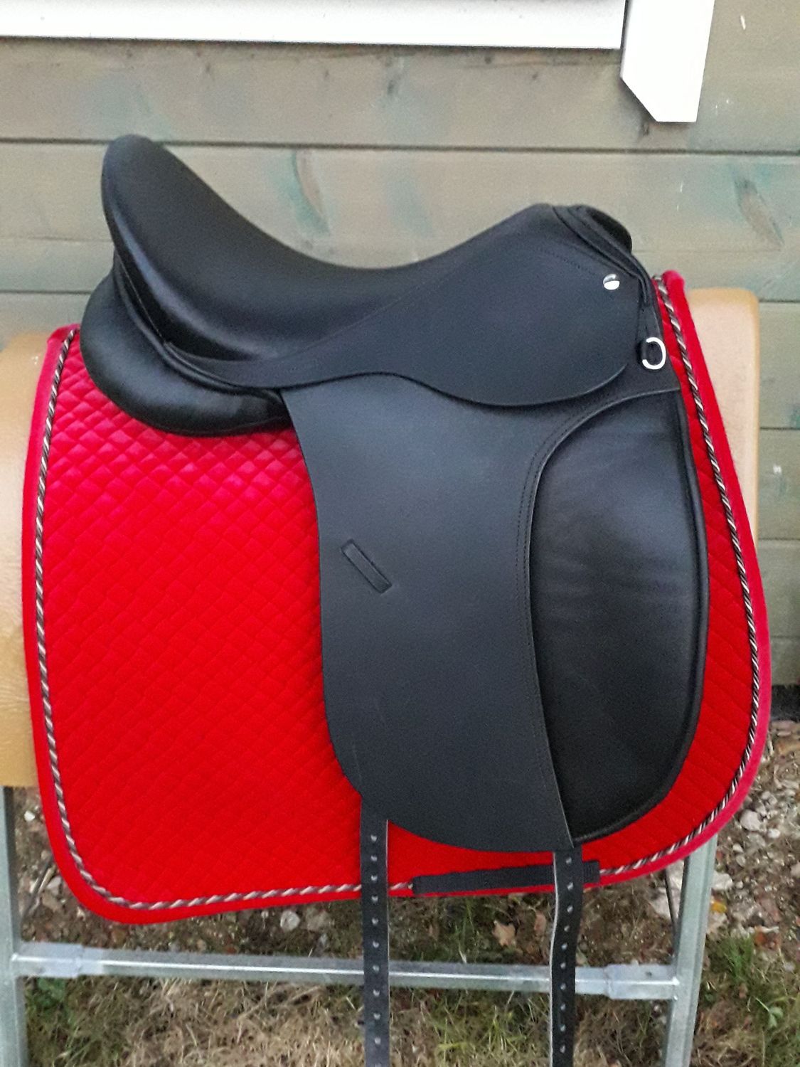 Massimo DR 2 schwarz KW 34 / 17,5 Massimo DR 2 schwarz KW 34 / 17,5" Mustersattel