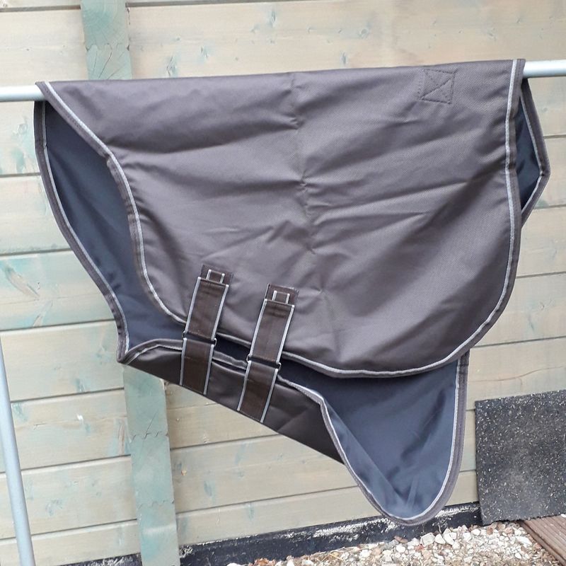 Equest Halsteil Ontario L ungefüttert Equest Halsteil Ontario L ungefüttert