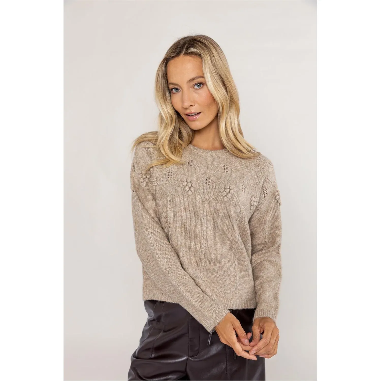 Pullover pompom 533218 Camel