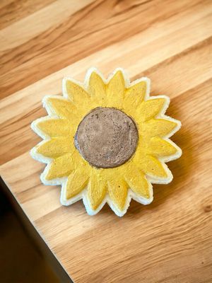 Sunflower Bath Bomb with Coin Surprise