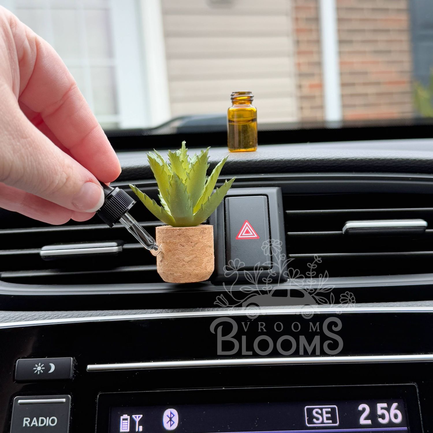 Short Aloe Vera Plant Vent Clip Car Air Freshener (Reusable)
