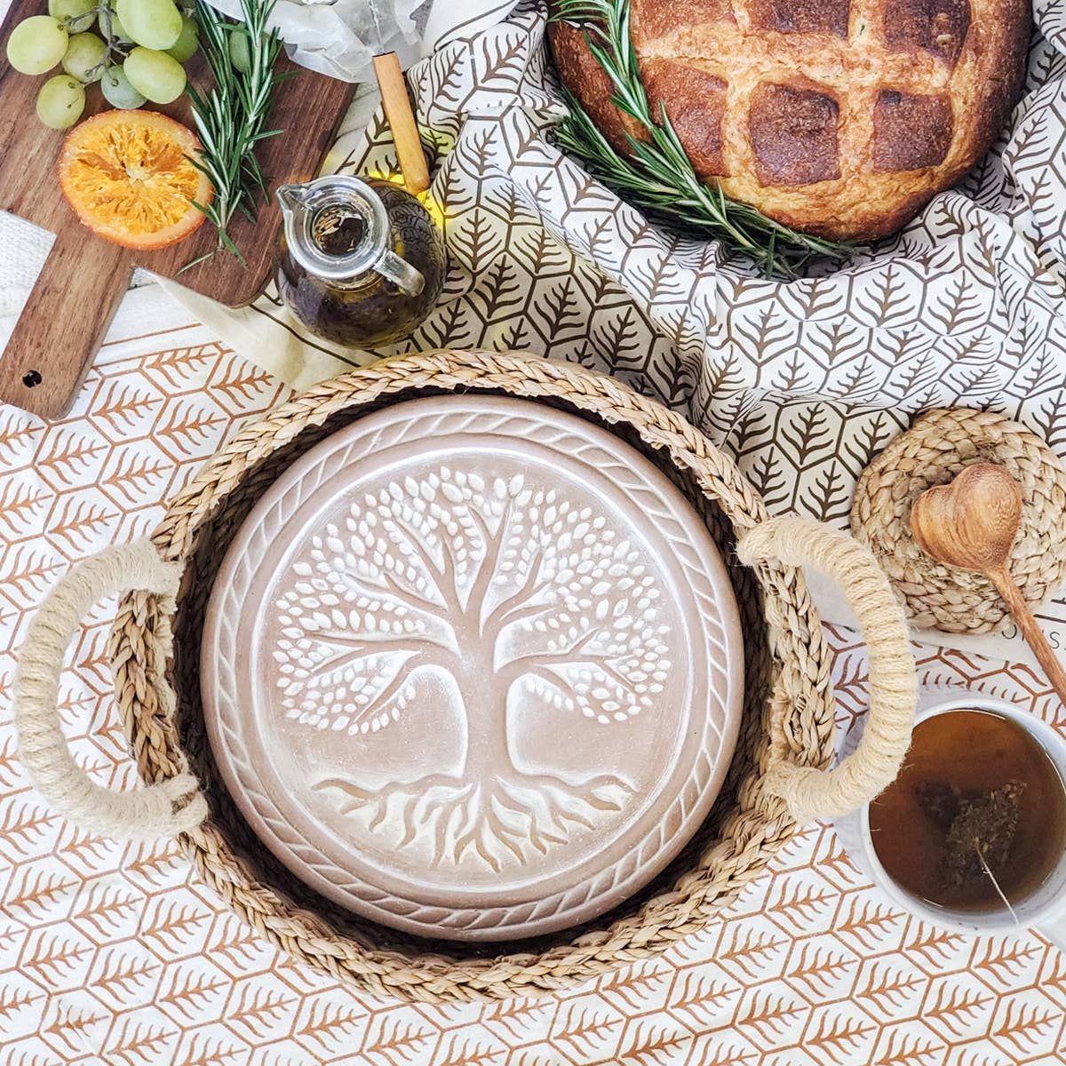Handmade Bread Warmer &amp; Wicker Basket - Tree of Life Round
