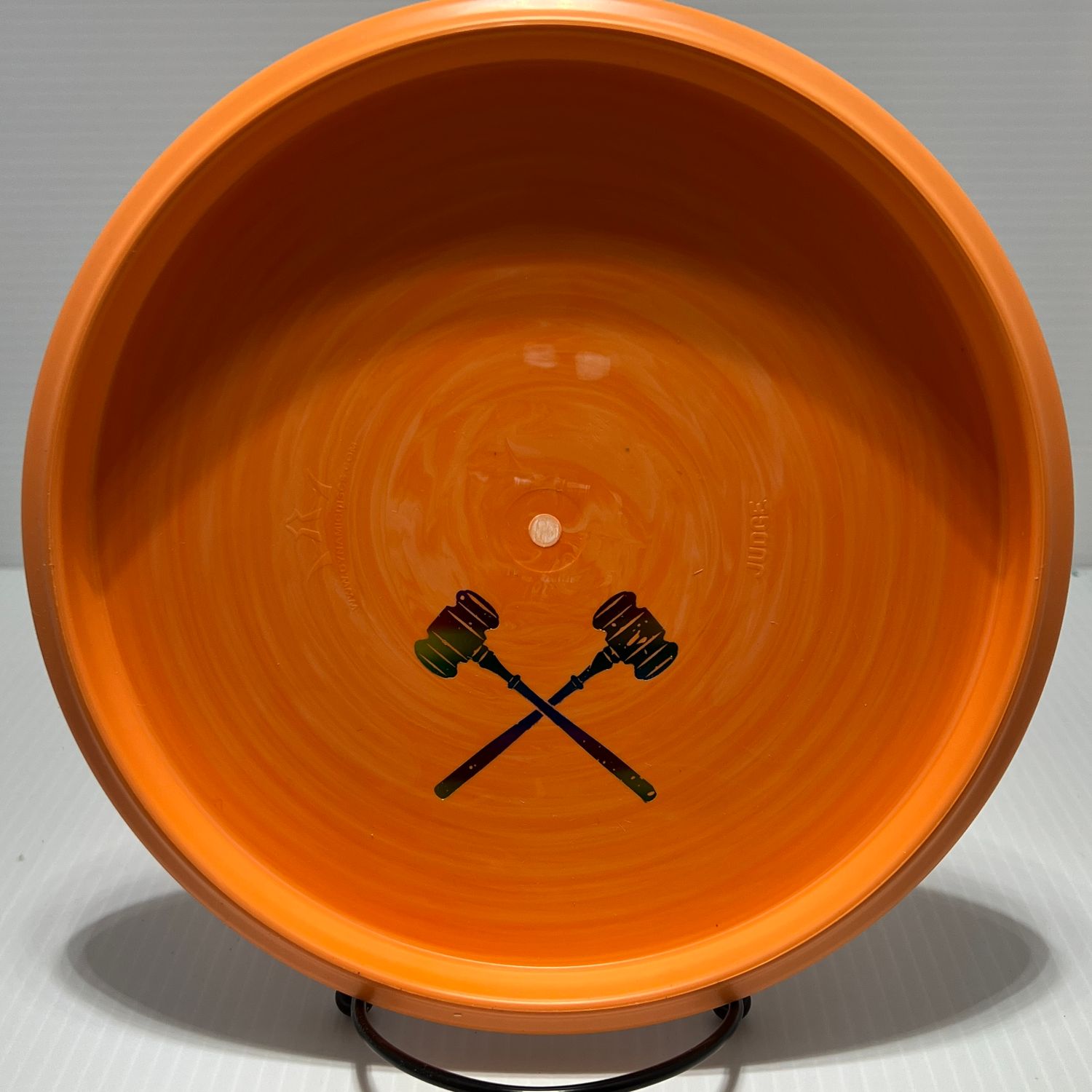 174 Classic Swirl Judge