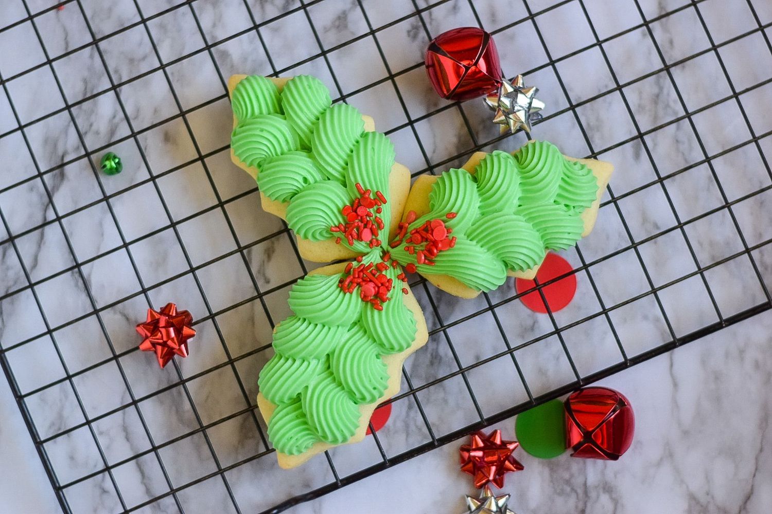 HOLLY Jolly Batch