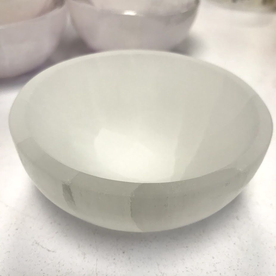 Selenite Round Bowl 4&quot;