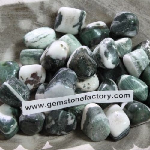 Sardonyx Green Tumbled Stone .5"-1"