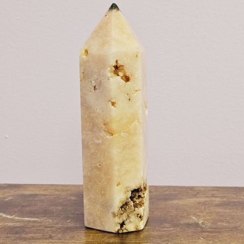 Amethyst Pink Tower 7" 935g