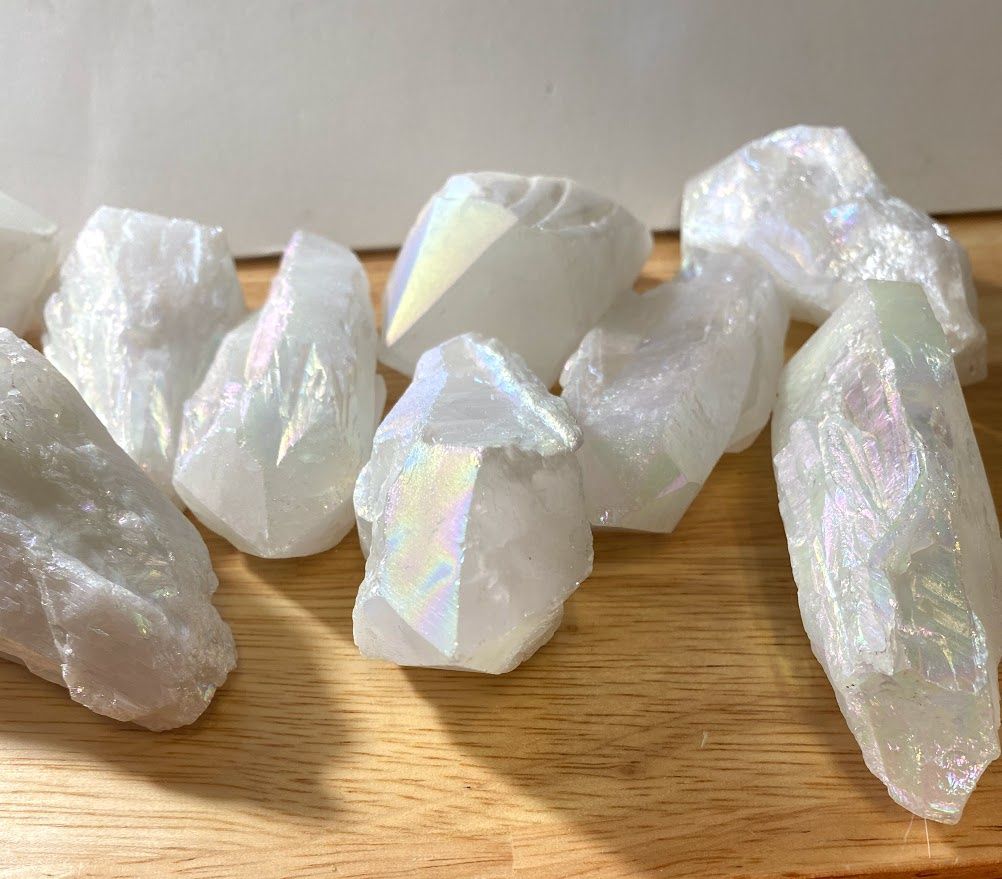Quartz Angel Aura Rough Stone Point  2&quot;-5&quot; &gt; 100g
