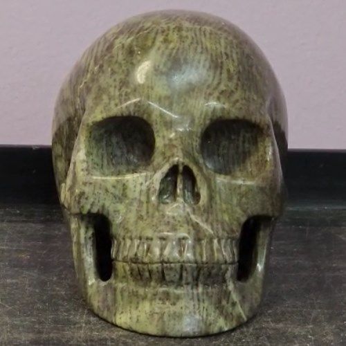 Opal Green Skull 5"x 4" / 1270g by Skullis