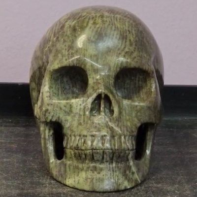 Opal Green Skull 5"x 4" / 1270g by Skullis