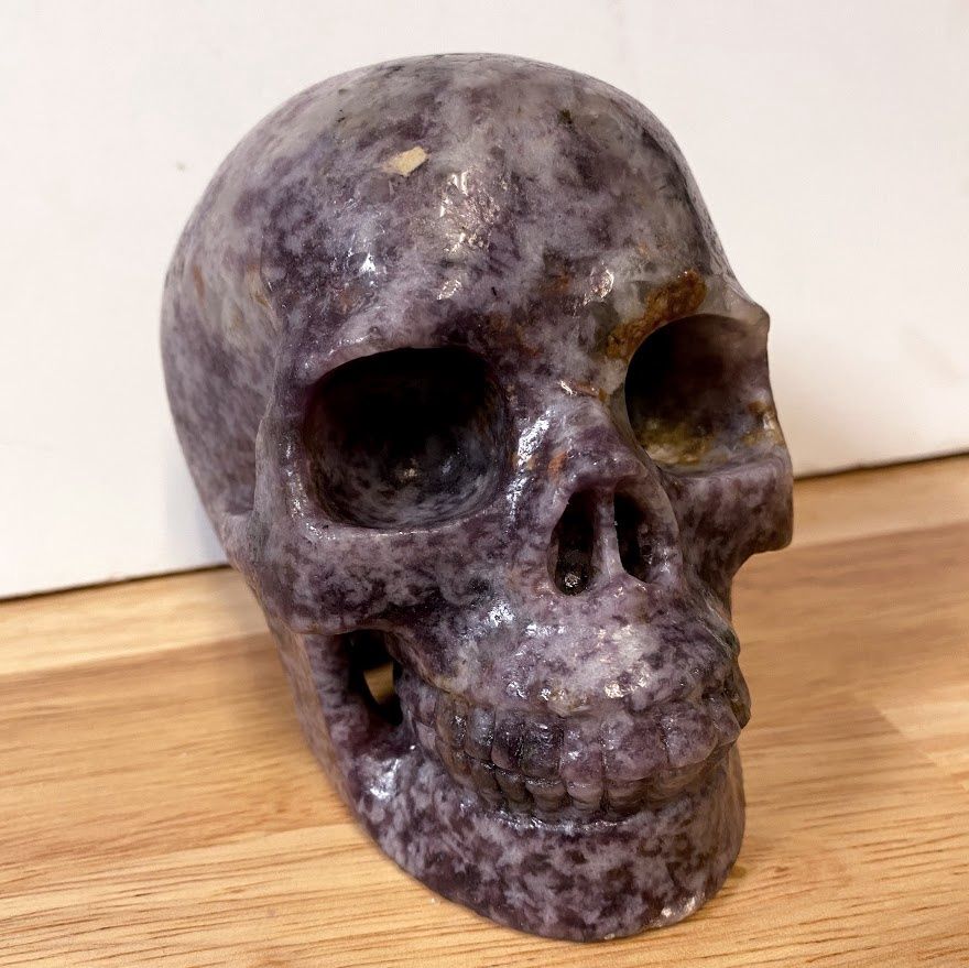 Skull Lepidolite 5" / 1365g Skullis