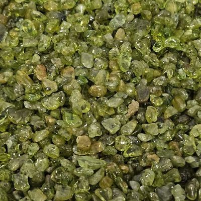 Peridot Tumbled Stone .25"