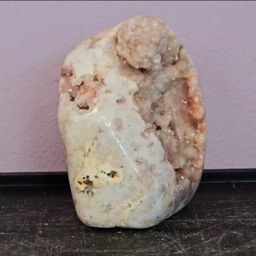 Amethyst Pink Freeform AAA Grade 75x75x50mm 552g