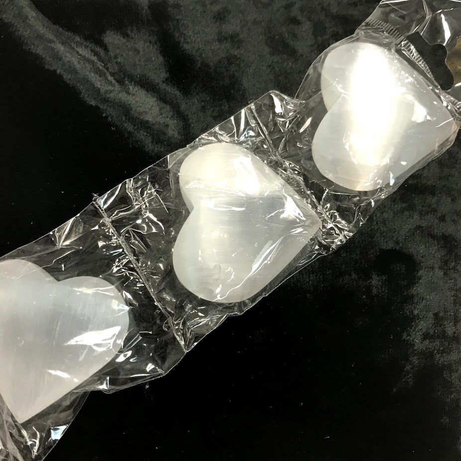 Selenite Heart varying sizes Discontinued, Size: 40mm