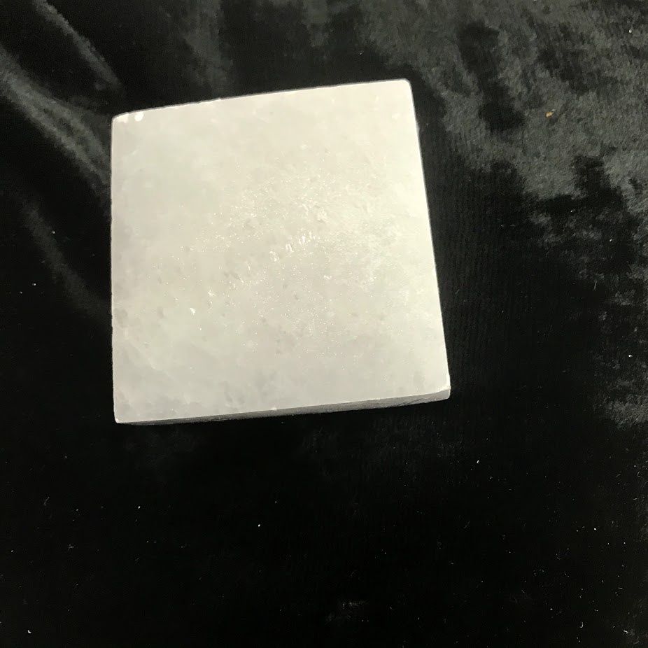 Selenite Charging Plate Square 2.5"