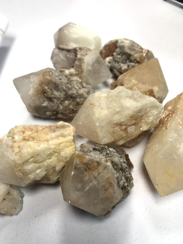 Quartz Candle Point 2&quot;