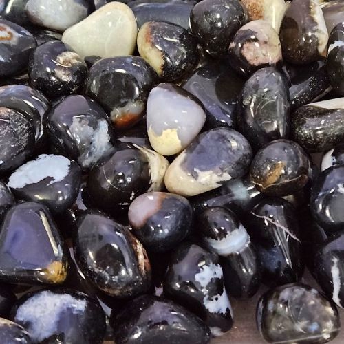 Sardonyx Black Tumbled Stone .5&quot;-.75&quot;